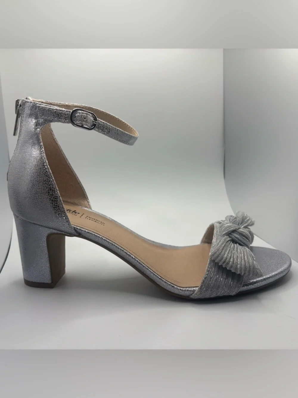 Life Stride Women's Florence Bow Strappy Sandals Size 9.5